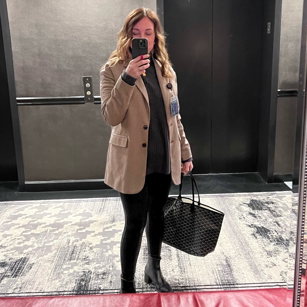 Meet your Posher, Jennifer